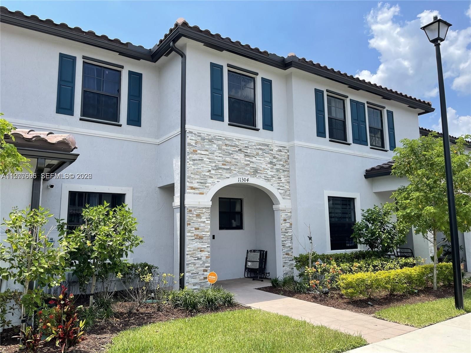 Real estate property located at 11304 249th St, Miami-dade, Coco Palm Villas, Homestead, FL