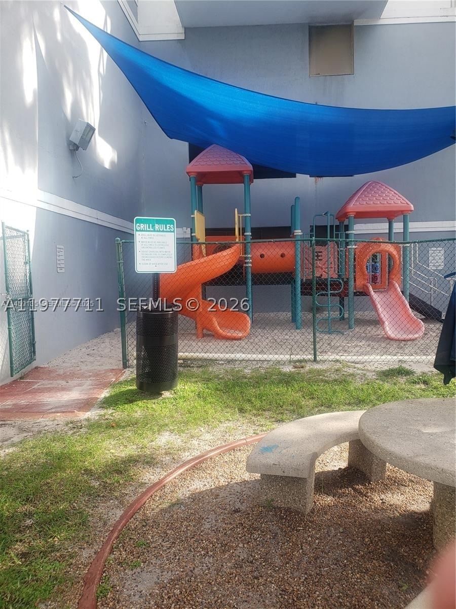 Real estate property located at 5077 7th St #903, Miami-dade, Blue Lagoon Condo, Miami, FL