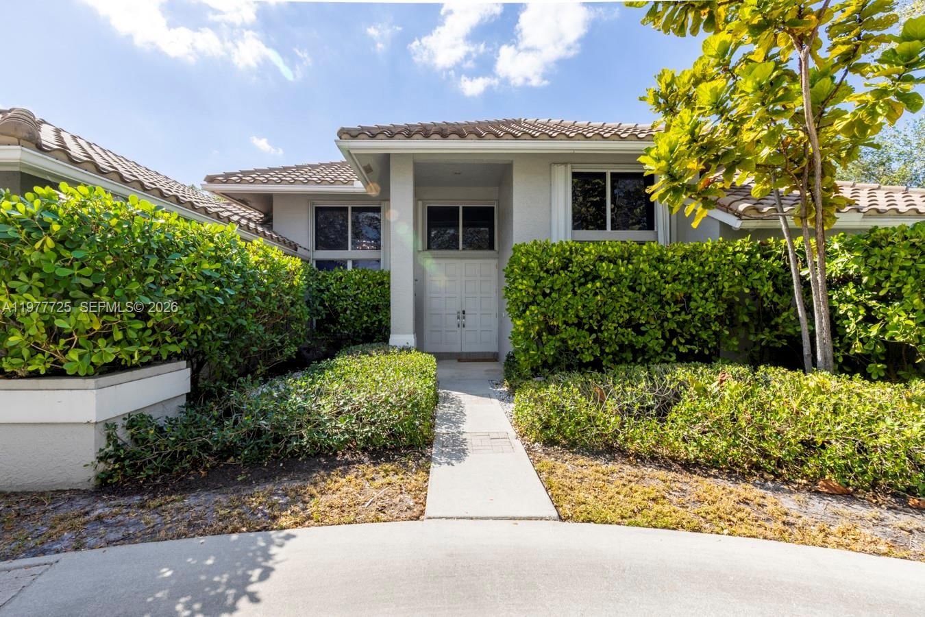 Real estate property located at 1202 Manor Dr S, Broward, Country Isles, Weston, FL