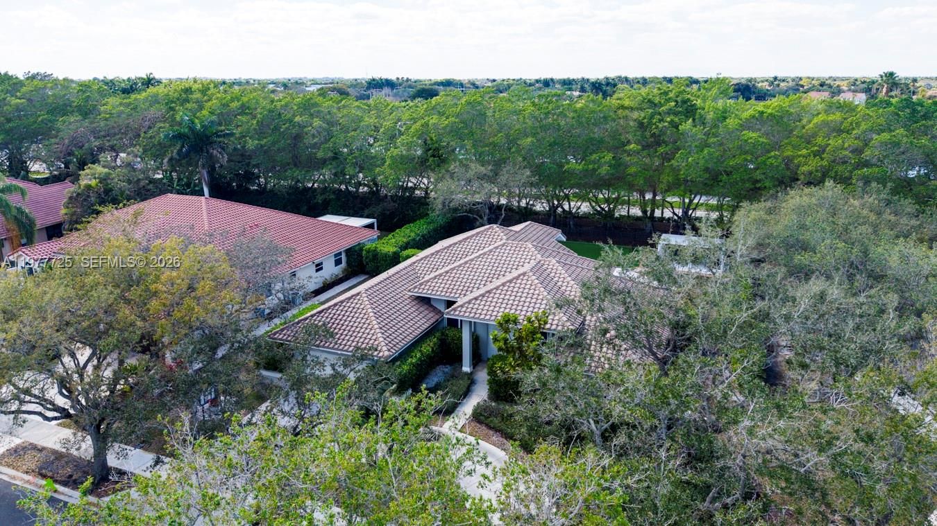 Real estate property located at 1202 Manor Dr S, Broward, Country Isles, Weston, FL