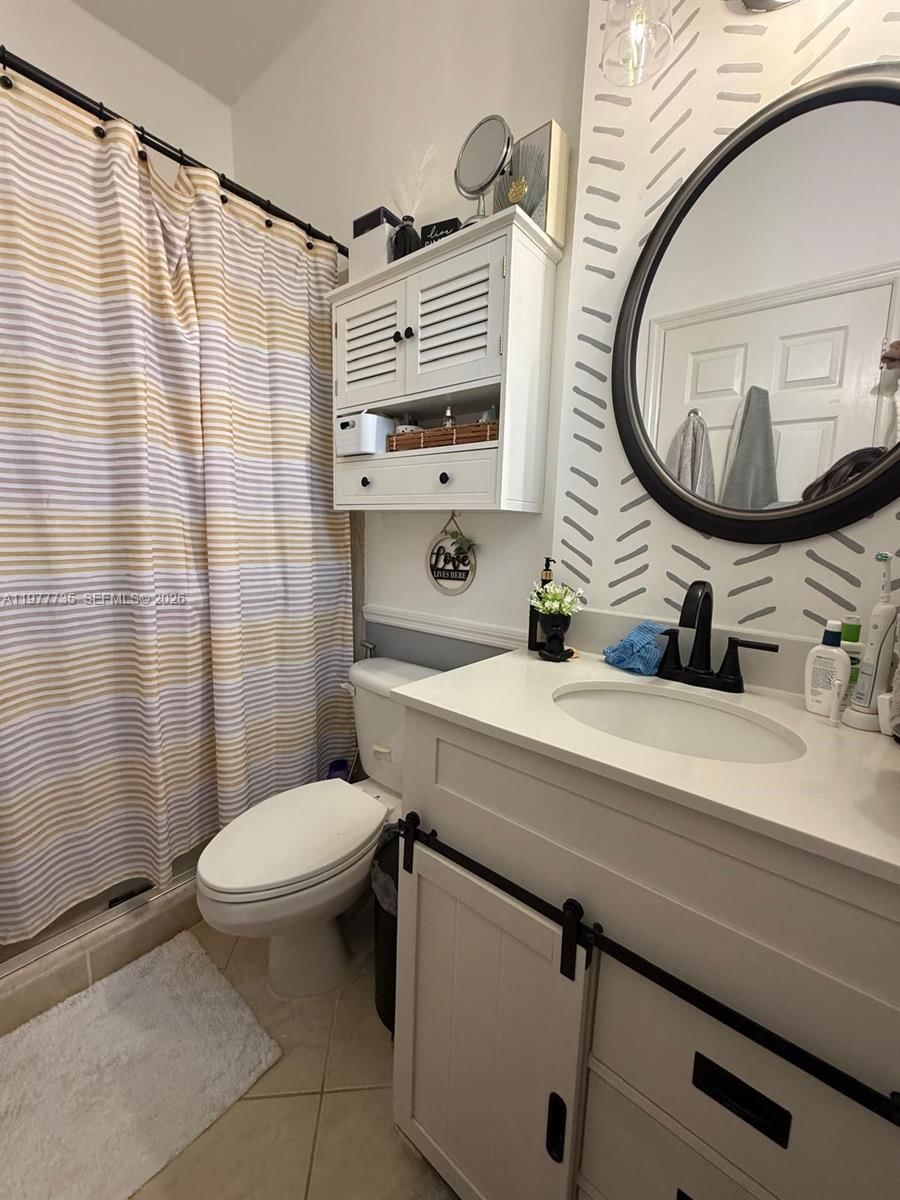 Real estate property located at 9207 227th St #3, Miami-dade, The Shores Condo No 2, Cutler Bay, FL