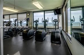 Real estate property located at 5555 Collins Ave #15W, Miami-dade, Oceanside Plaza Condo, Miami Beach, FL
