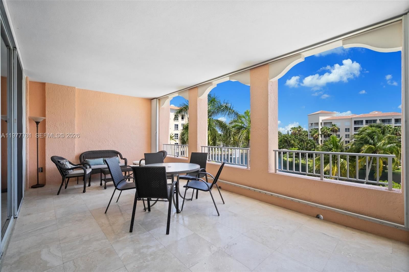Real estate property located at 733 Crandon Blvd #405, Miami-dade, Lake Villa Two Condo, Key Biscayne, FL