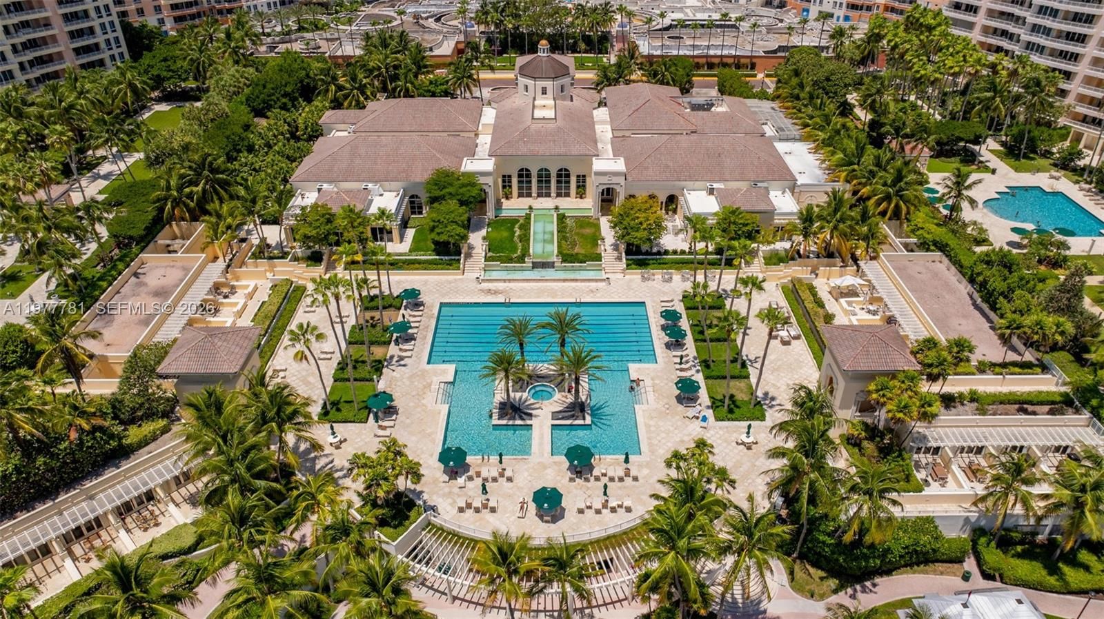 Real estate property located at 733 Crandon Blvd #405, Miami-dade, Lake Villa Two Condo, Key Biscayne, FL