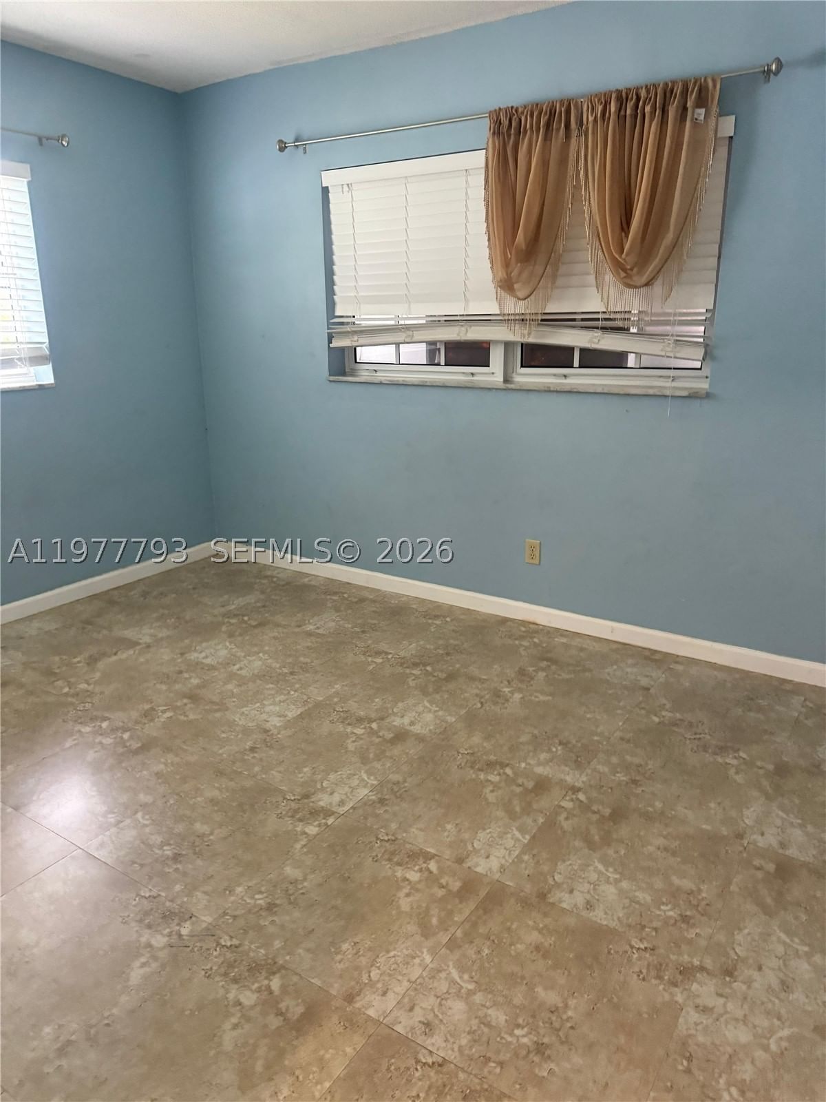Real estate property located at 4933 42nd St, Broward, Oakland Estates 4th Sec, Lauderdale Lakes, FL