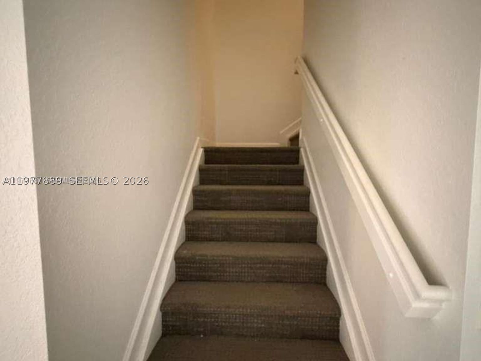 Real estate property located at 12350 Village Cir, Broward, Davis Plat, Davie, FL
