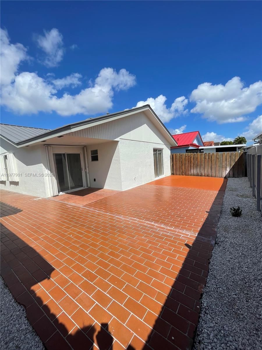 Real estate property located at 2566 73rd Pl, Miami-dade, 1st Addn To Alameda Jardi, Hialeah, FL