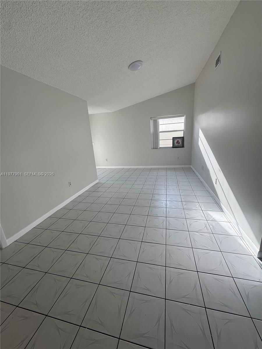 Real estate property located at 2566 73rd Pl, Miami-dade, 1st Addn To Alameda Jardi, Hialeah, FL
