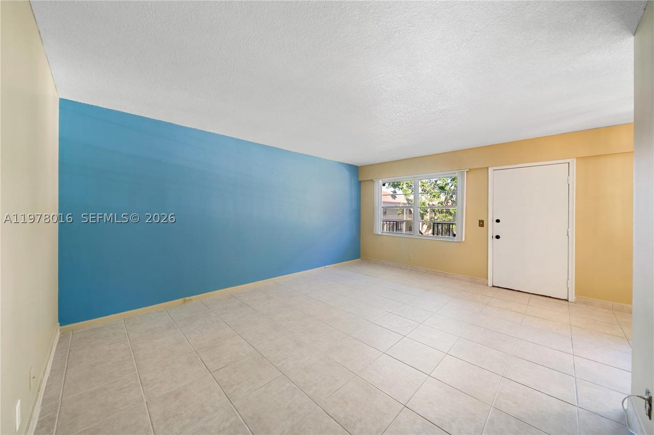 Real estate property located at 13455 3rd St #302S, Broward, New Hampton At Century Vi, Pembroke Pines, FL