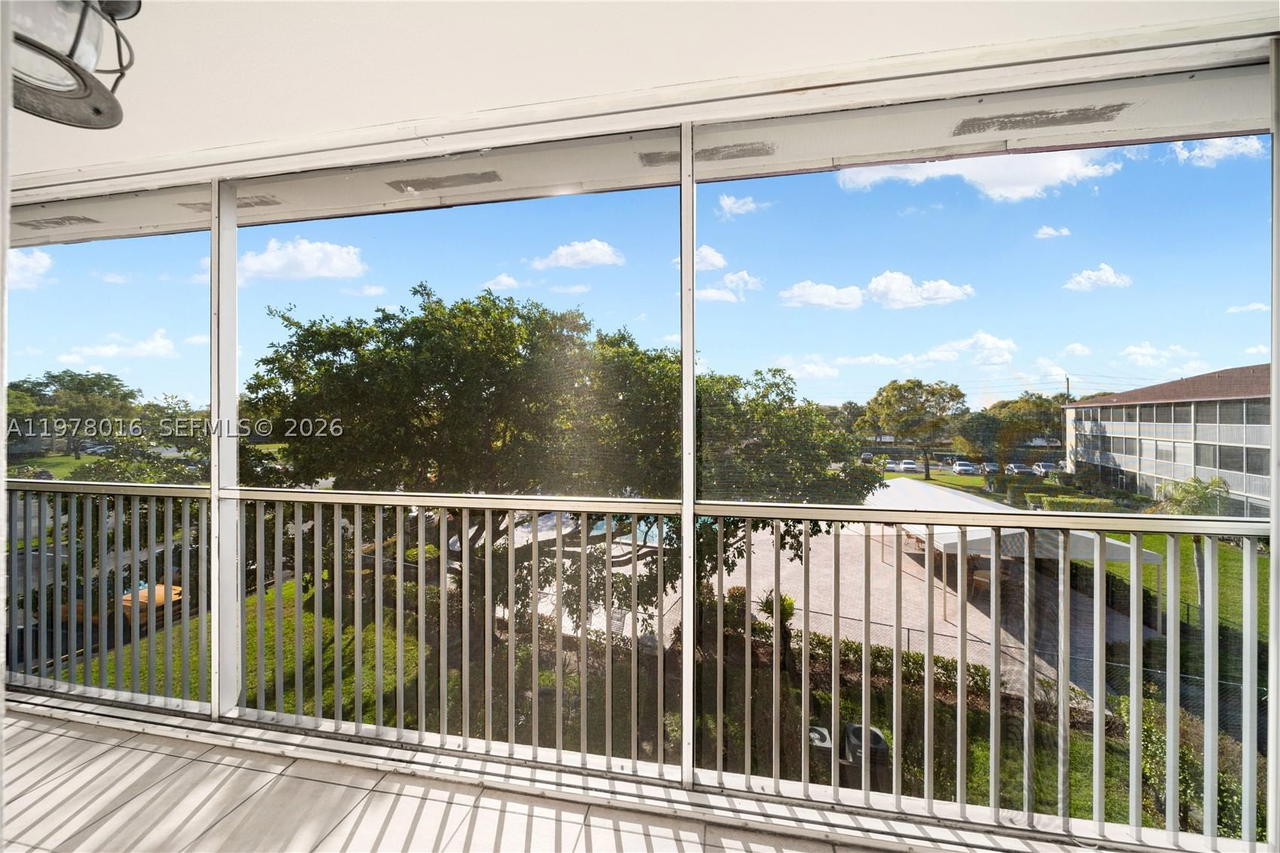 Real estate property located at 13455 3rd St #302S, Broward, New Hampton At Century Vi, Pembroke Pines, FL