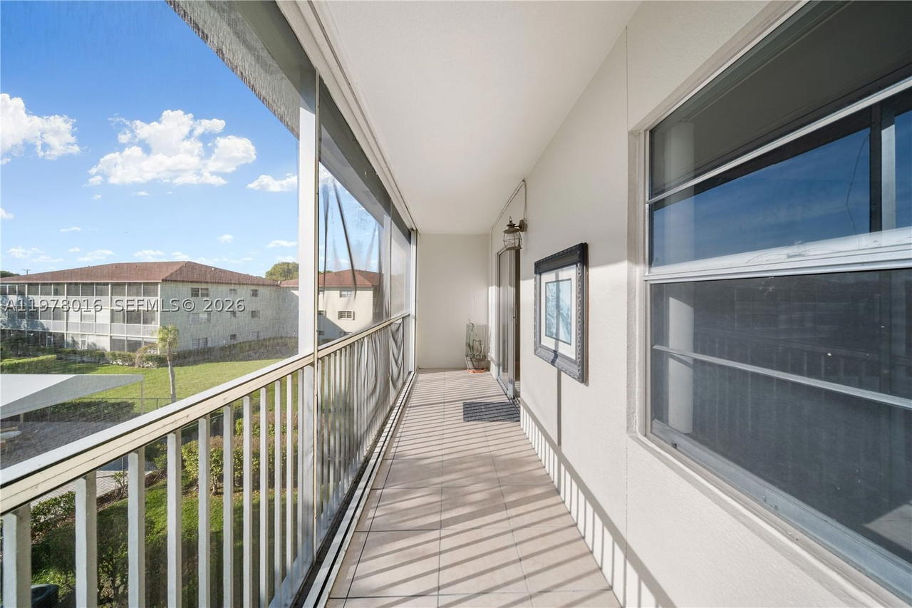 Real estate property located at 13455 3rd St #302S, Broward, New Hampton At Century Vi, Pembroke Pines, FL