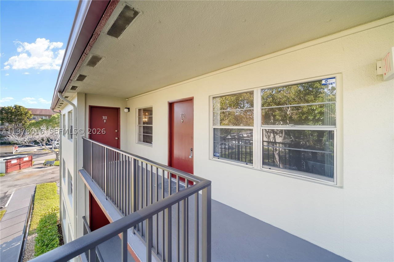 Real estate property located at 13455 3rd St #302S, Broward, New Hampton At Century Vi, Pembroke Pines, FL