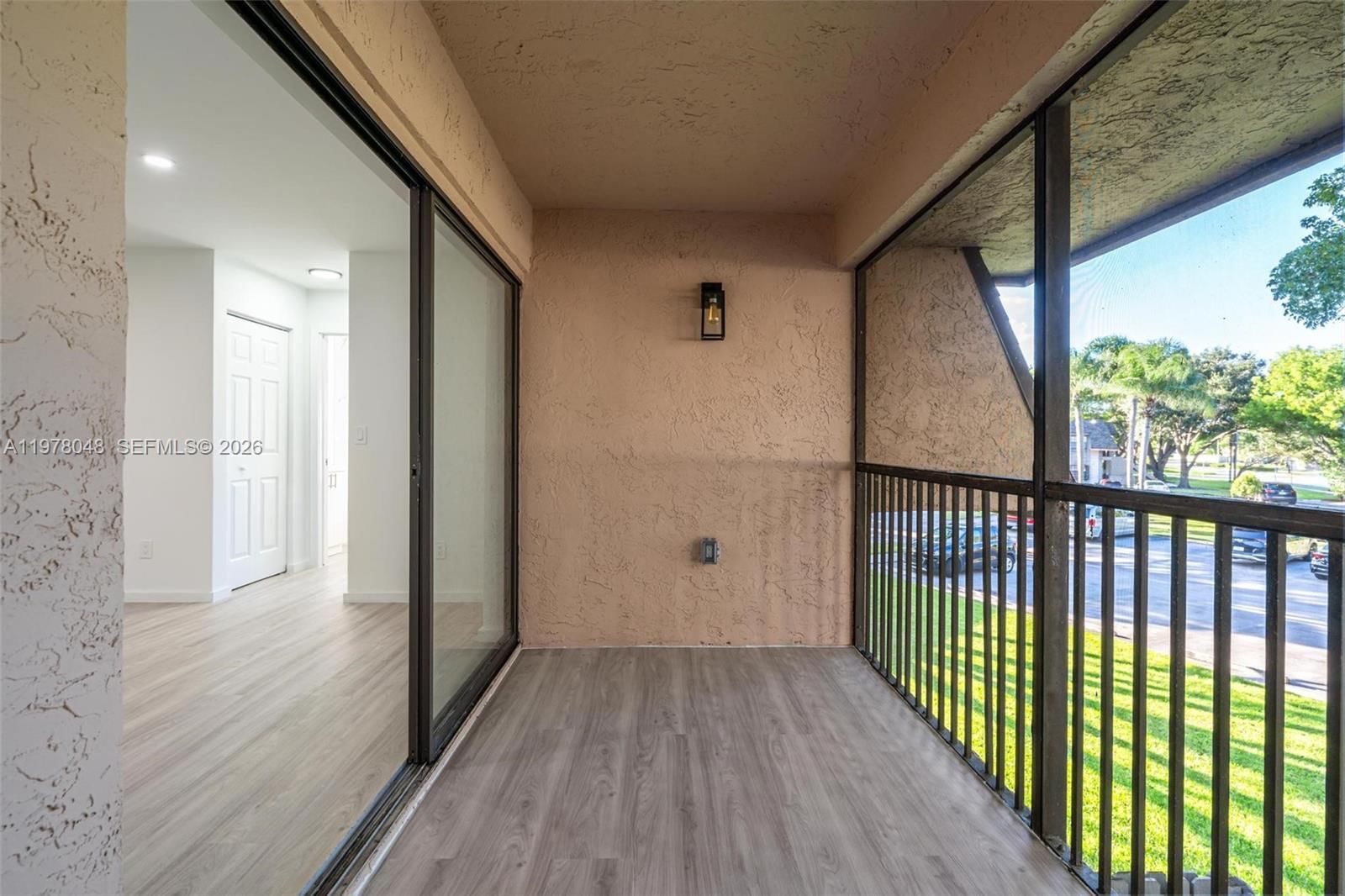 Real estate property located at 3631 94th Ave #6G, Broward, Grenadier Lakes At Welleby, Sunrise, FL