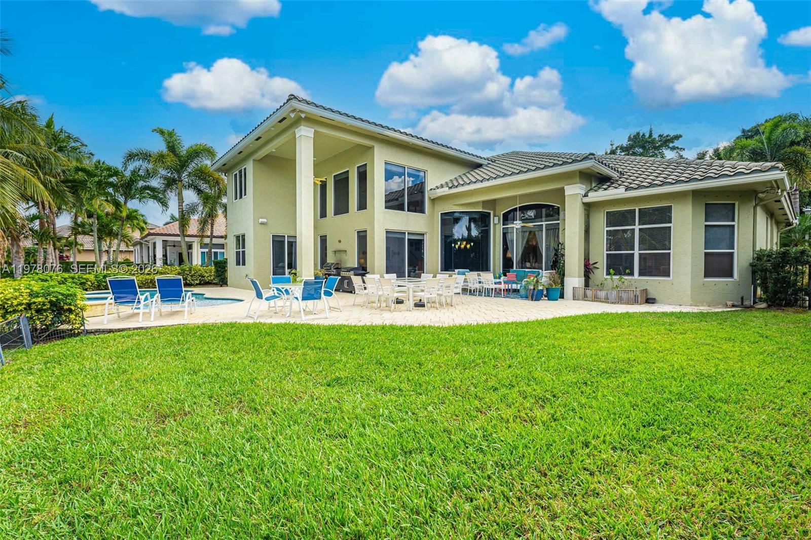Real estate property located at 10221 Blue Palm St, Broward, Enclave 2nd Section, Plantation, FL