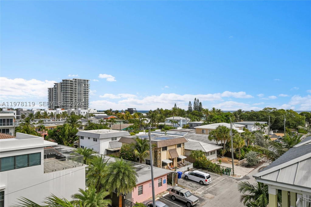 Real estate property located at 346 Elm St A-10, Broward, White Sands Beach Homes I, Hollywood, FL