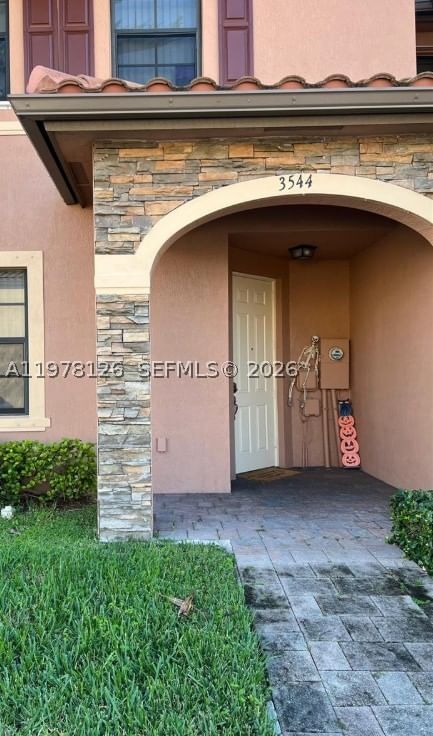 Real estate property located at 3544 88th Ter, Miami-dade, Bellagio Villas, Hialeah, FL