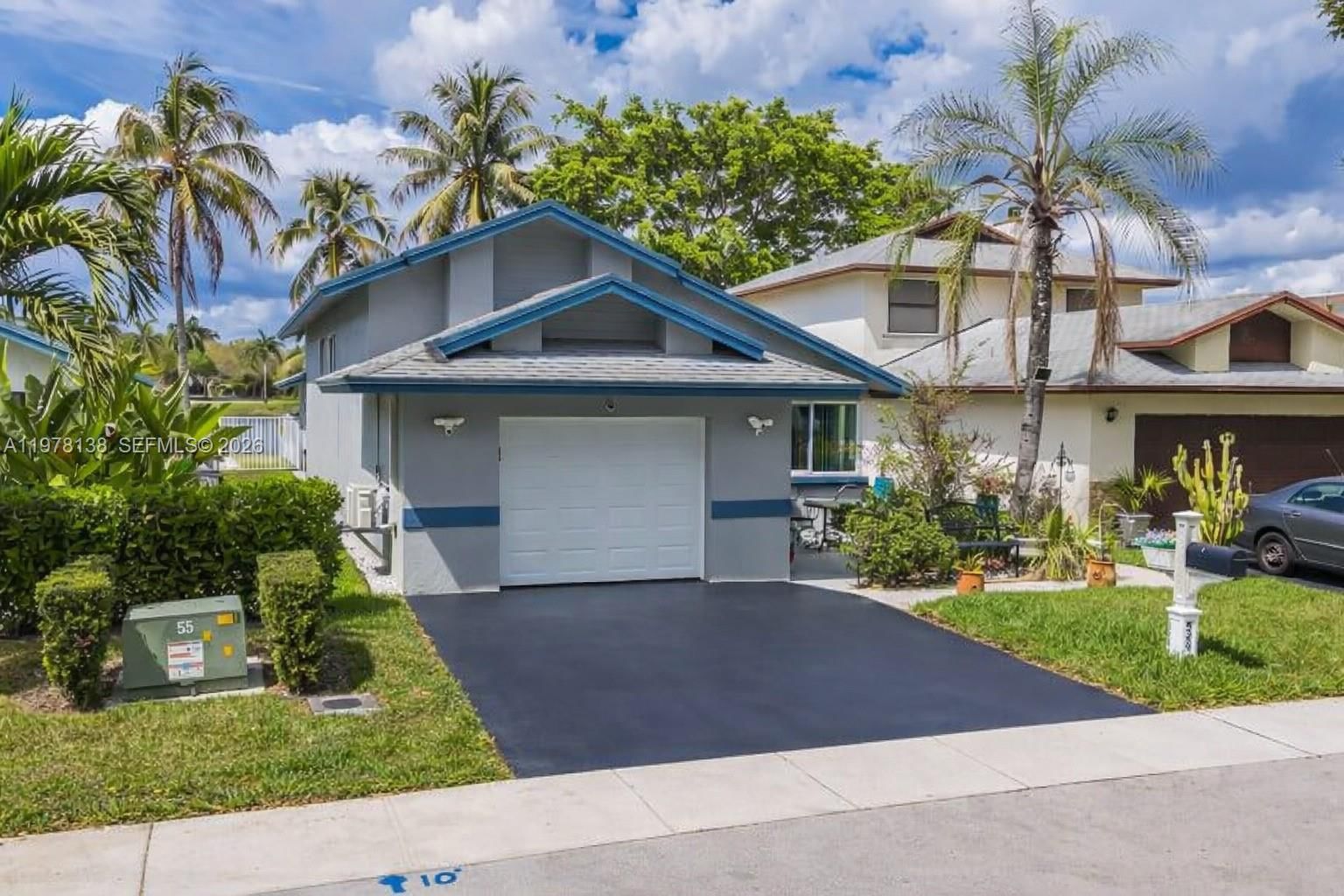 Real estate property located at 529 Lakeside Cir, Broward, New River Estates Section, Sunrise, FL