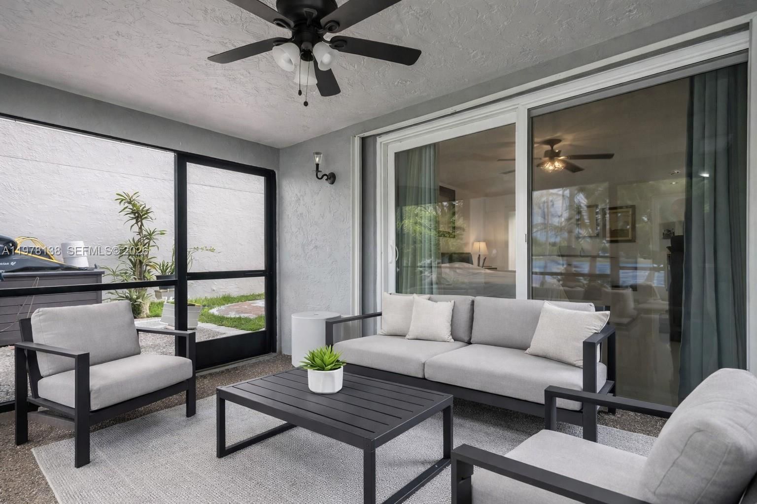 Real estate property located at 529 Lakeside Cir, Broward, New River Estates Section, Sunrise, FL