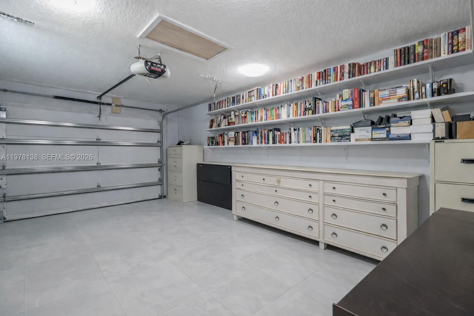 Real estate property located at 529 Lakeside Cir, Broward, New River Estates Section, Sunrise, FL