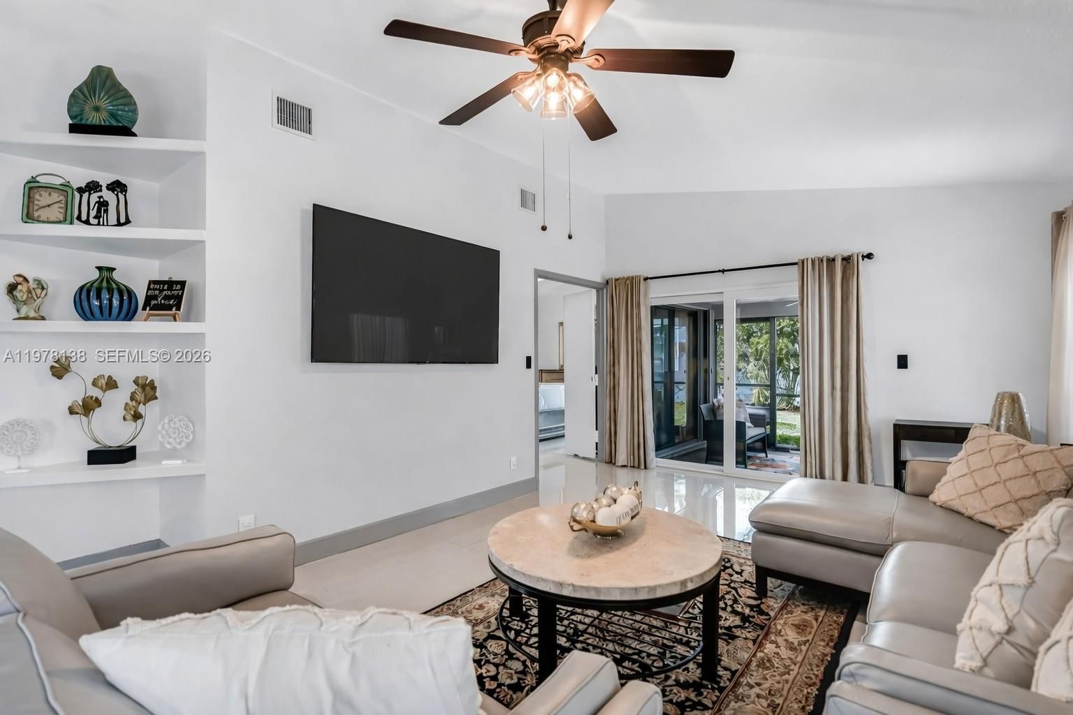 Real estate property located at 529 Lakeside Cir, Broward, New River Estates Section, Sunrise, FL