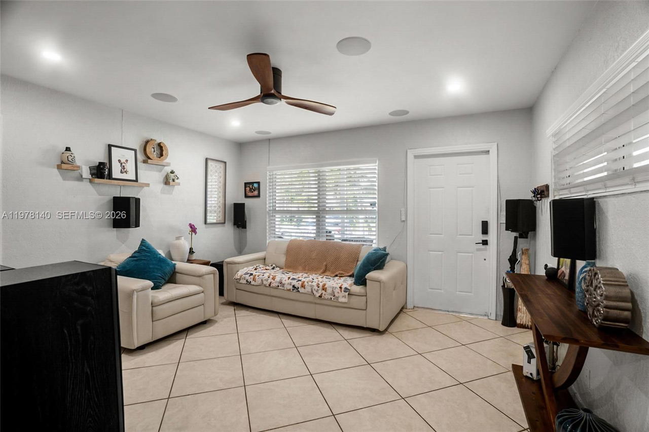 Real estate property located at 5324 3rd Ter, Broward, North Andrews Terrace Sec, Oakland Park, FL