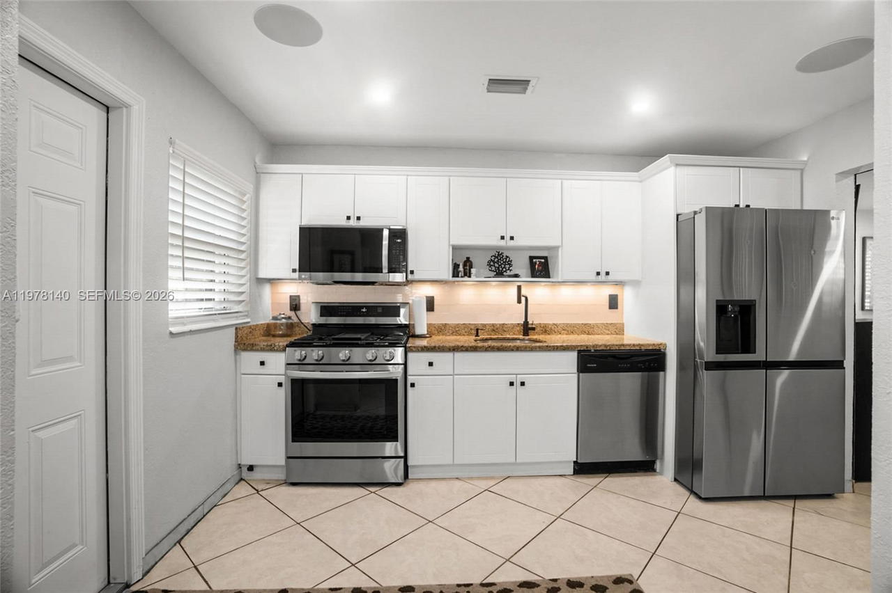 Real estate property located at 5324 3rd Ter, Broward, North Andrews Terrace Sec, Oakland Park, FL