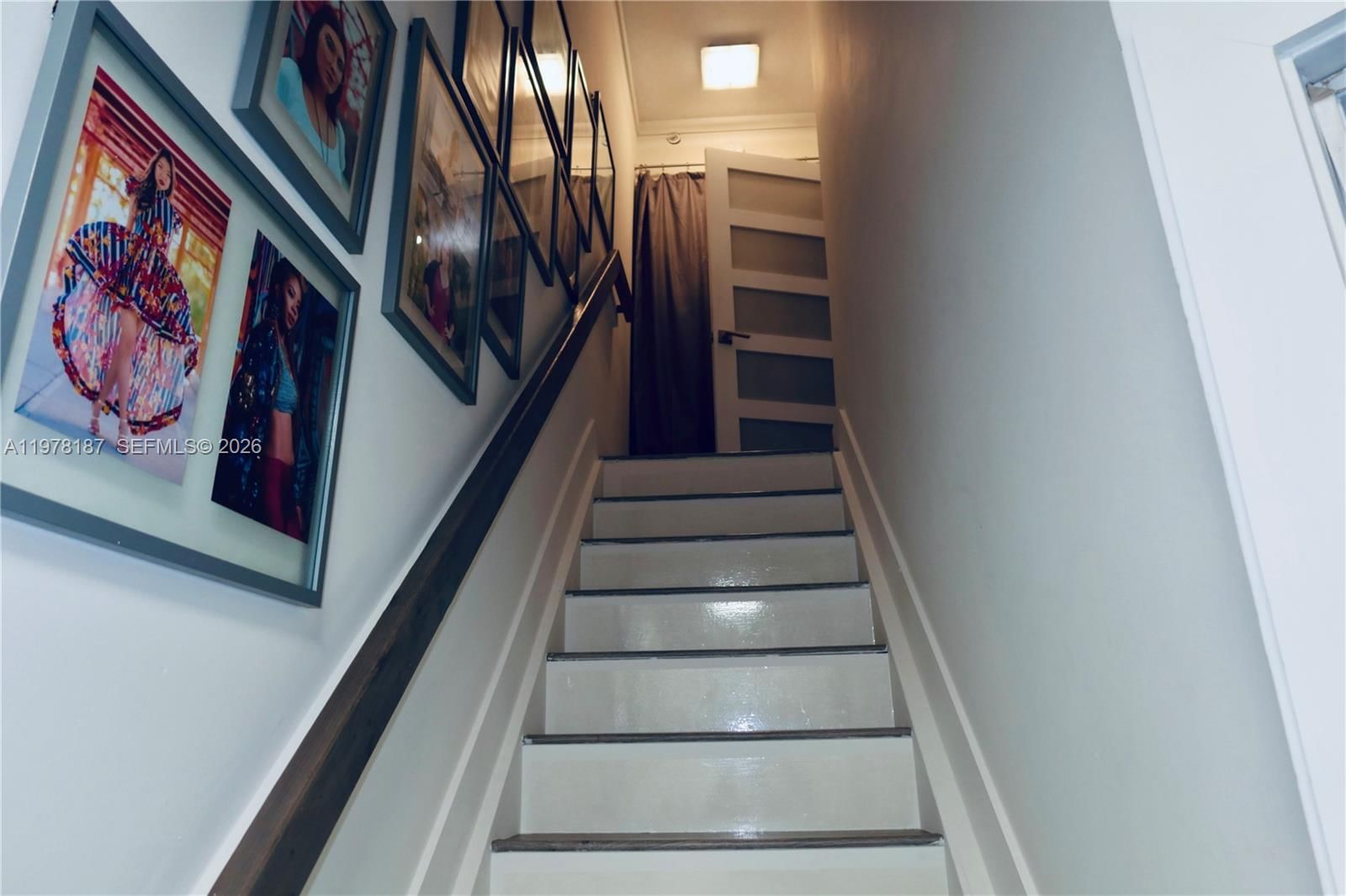 Real estate property located at 2107 10th Ave #833, Broward, Village East Condo, Fort Lauderdale, FL