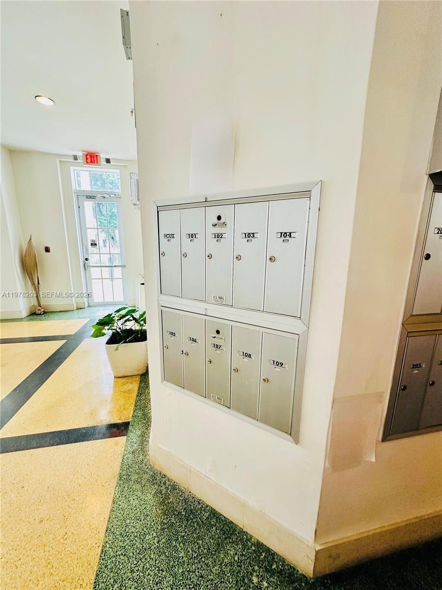 Real estate property located at 1300 Pennsylvania Ave #109, Miami-dade, 1300 Pennsylvania Condo, Miami Beach, FL