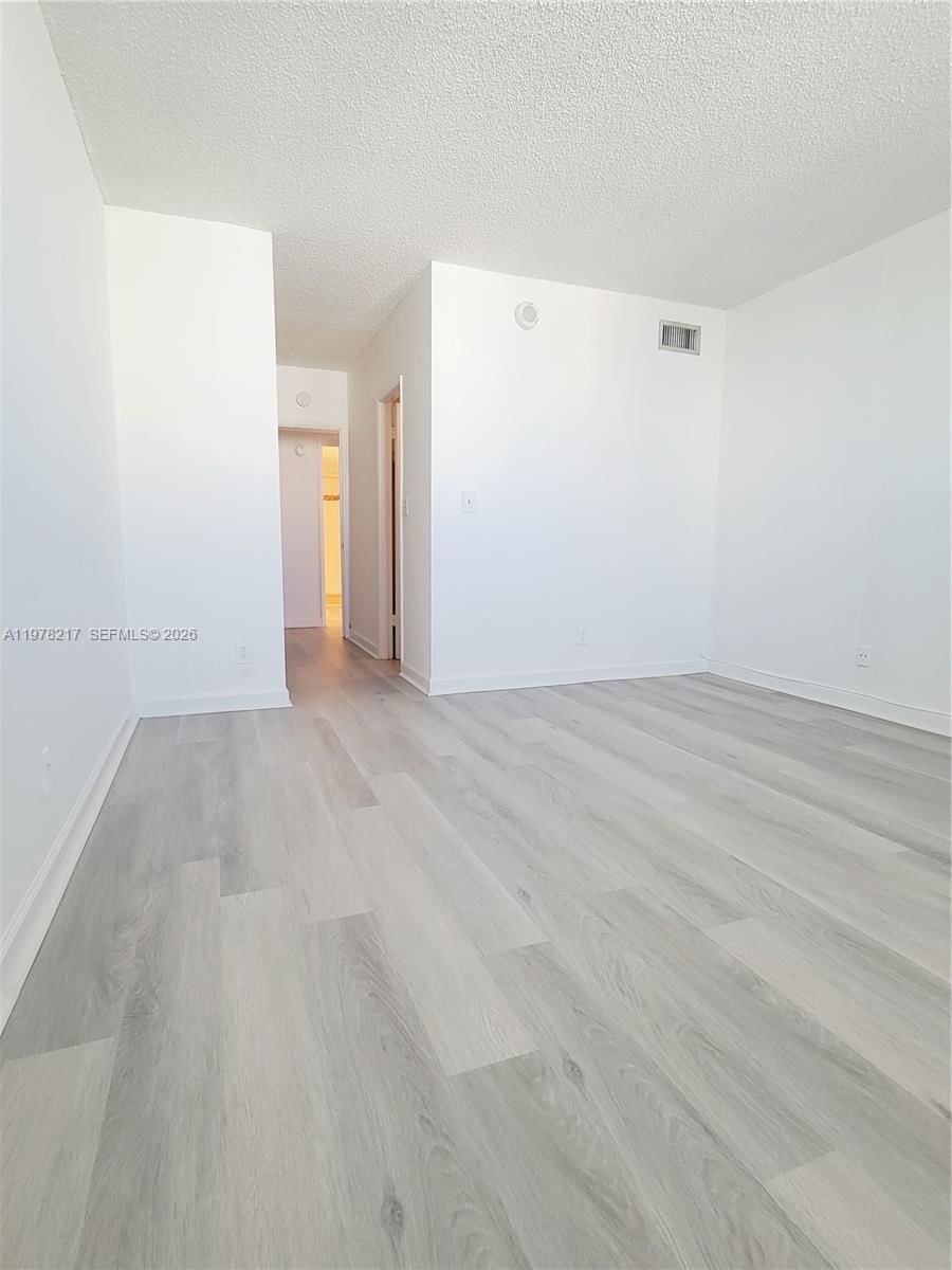 Real estate property located at 19380 Collins Ave #1402, Miami-dade, Oceanview Building B Cond, Sunny Isles Beach, FL
