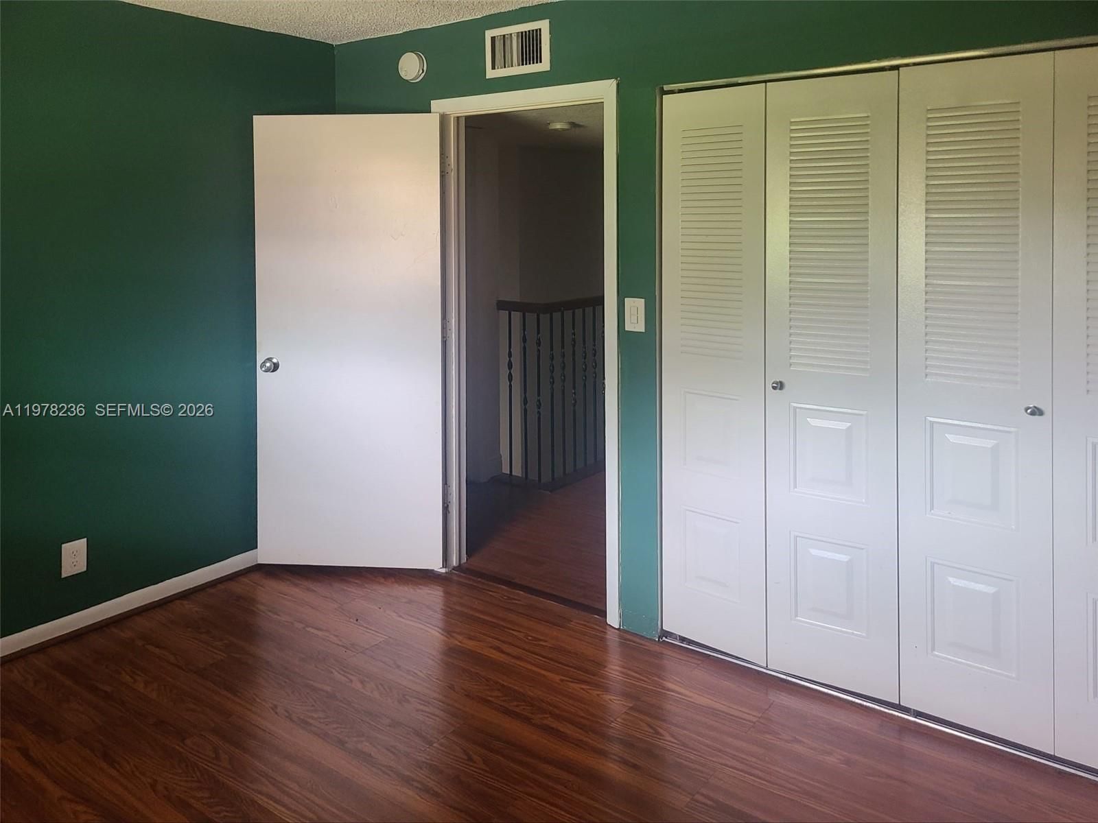 Real estate property located at 29 Seville Cir #4-49, Broward, Valencia Village Condo Ph, Davie, FL