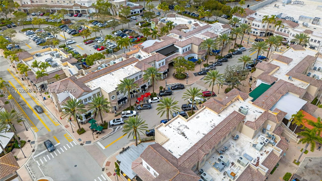 Real estate property located at 1506 Passion Vine Cir #23-3, Broward, Mariposa Pointe At Weston, Weston, FL