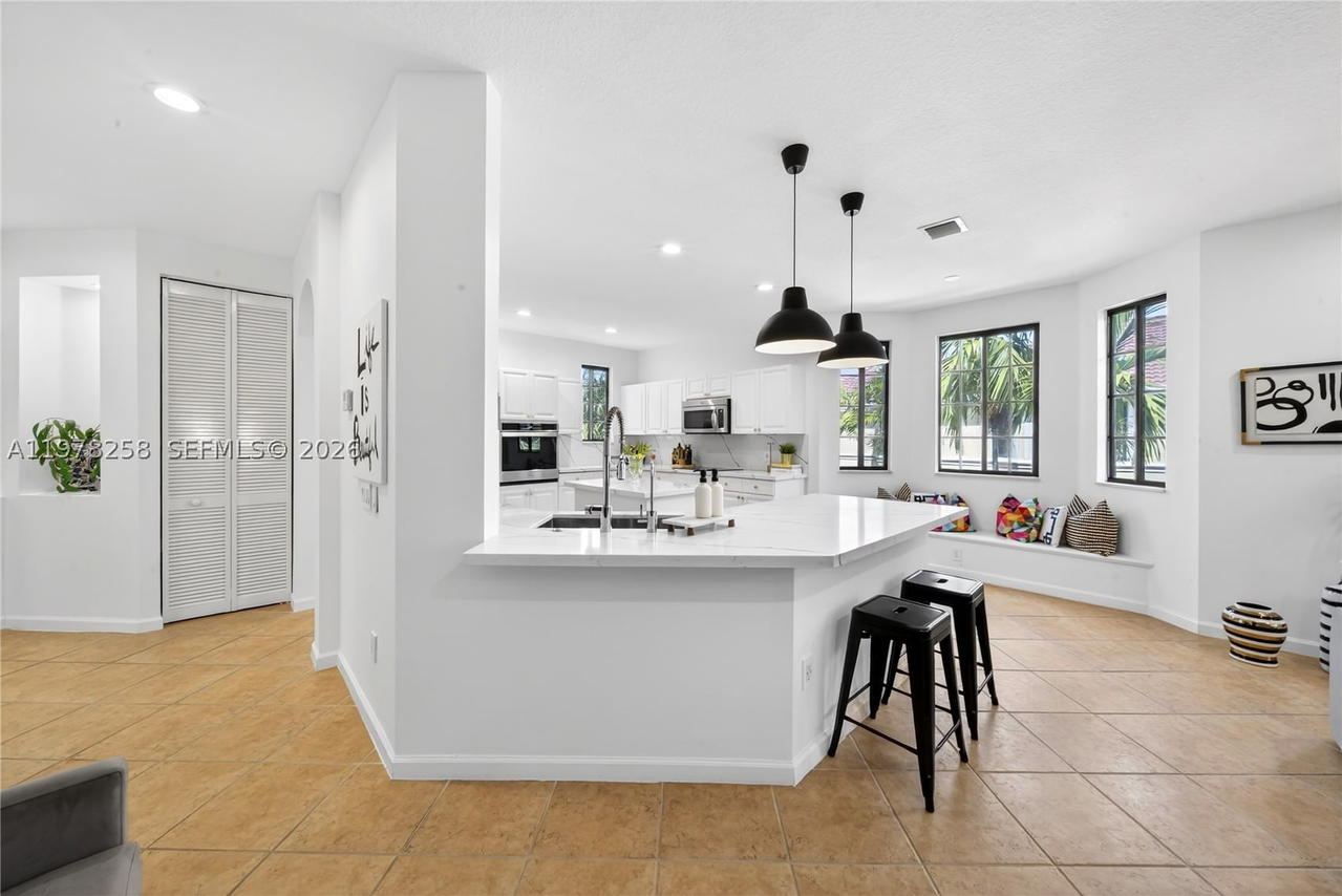 Real estate property located at 1506 Passion Vine Cir #23-3, Broward, Mariposa Pointe At Weston, Weston, FL