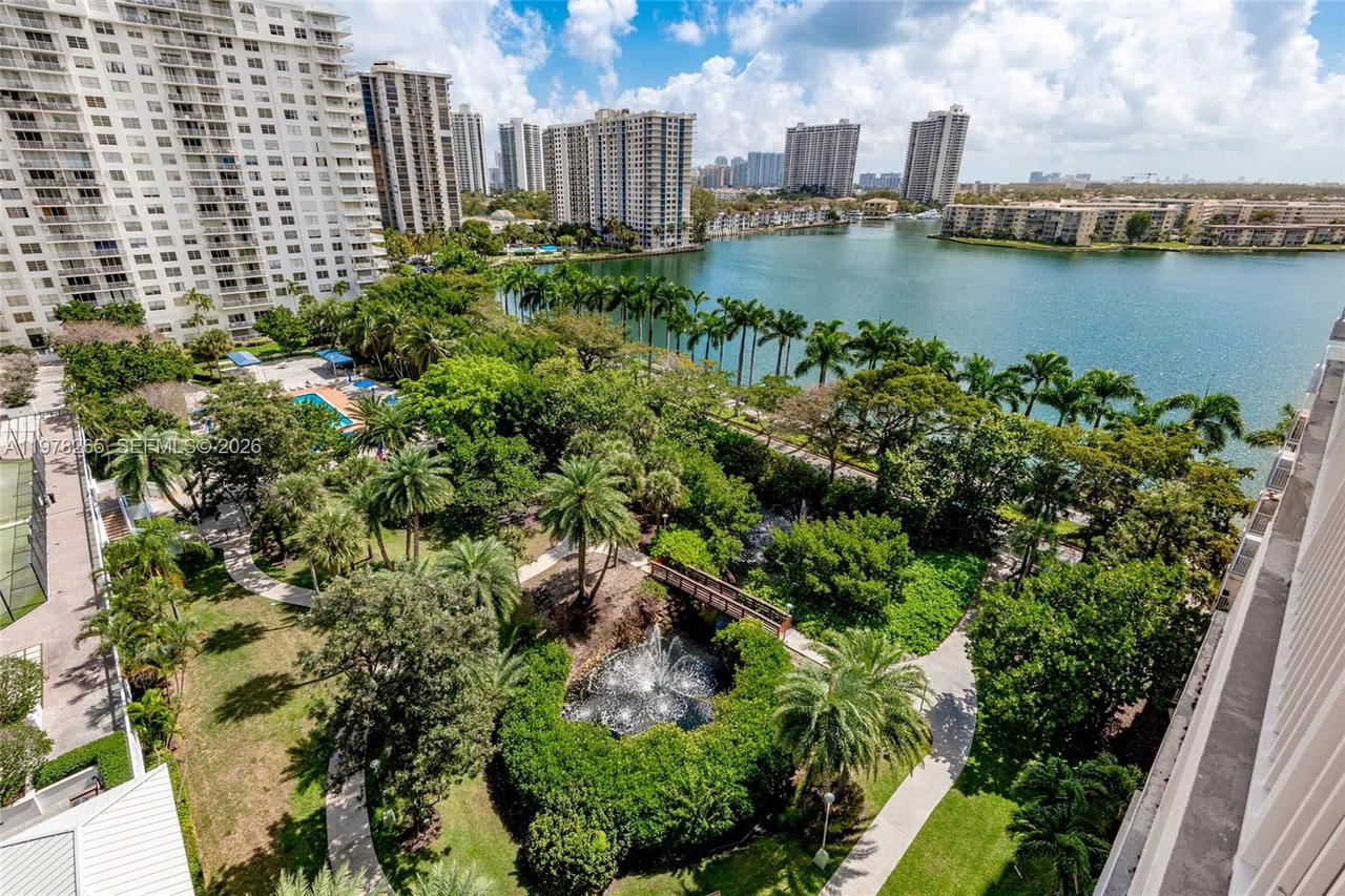 Real estate property located at 2801 183rd St #1108W, Miami-dade, Admirals Port Condo-east, Aventura, FL