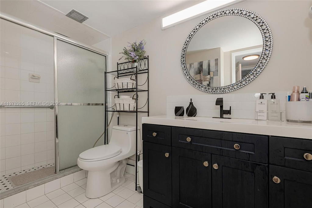 Real estate property located at 2801 183rd St #1108W, Miami-dade, Admirals Port Condo-east, Aventura, FL