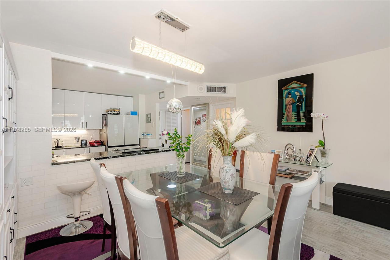 Real estate property located at 2801 183rd St #1108W, Miami-dade, Admirals Port Condo-east, Aventura, FL