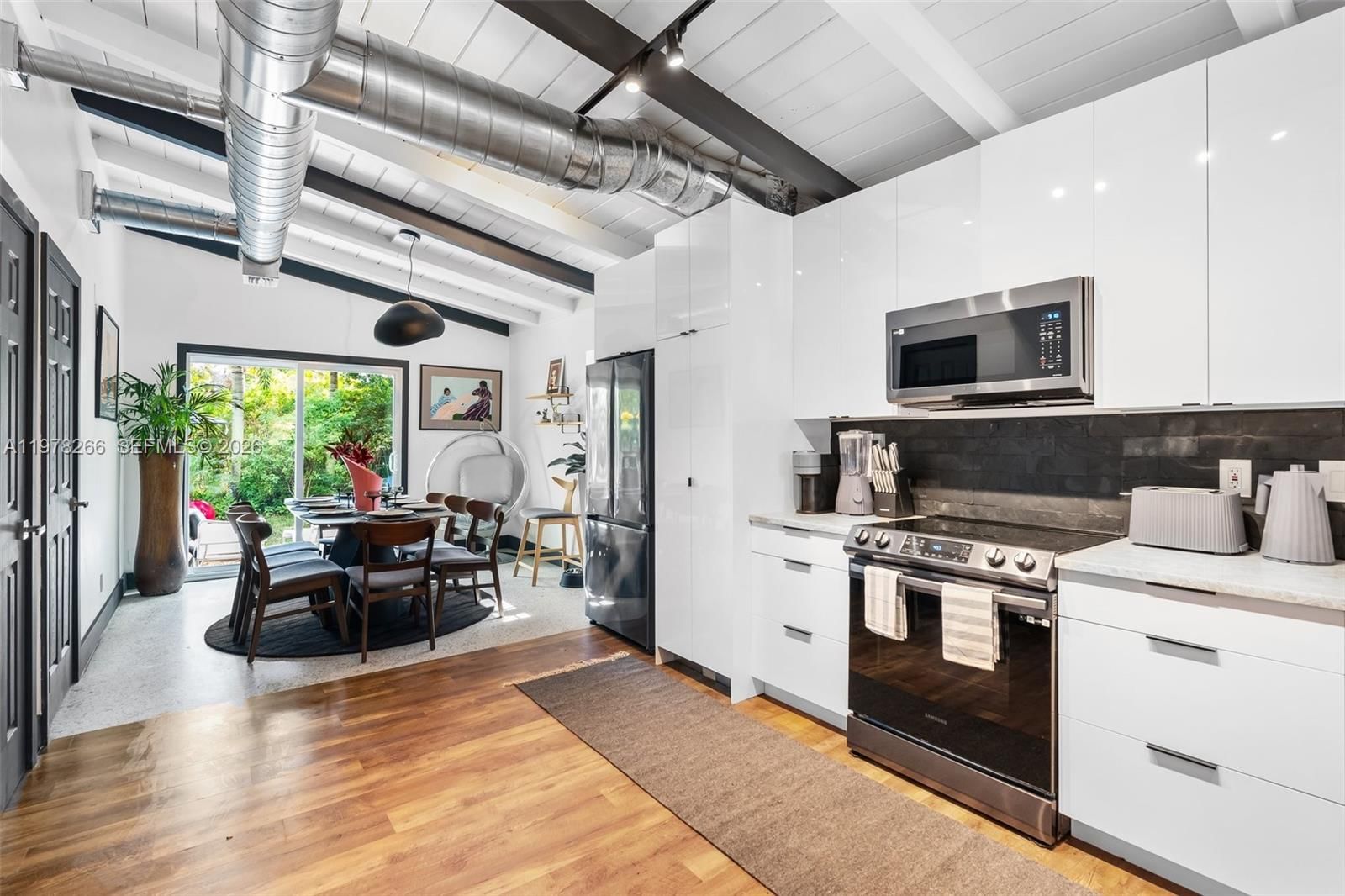 Real estate property located at 2860 13th Ct, Broward, Gillcrest, Fort Lauderdale, FL