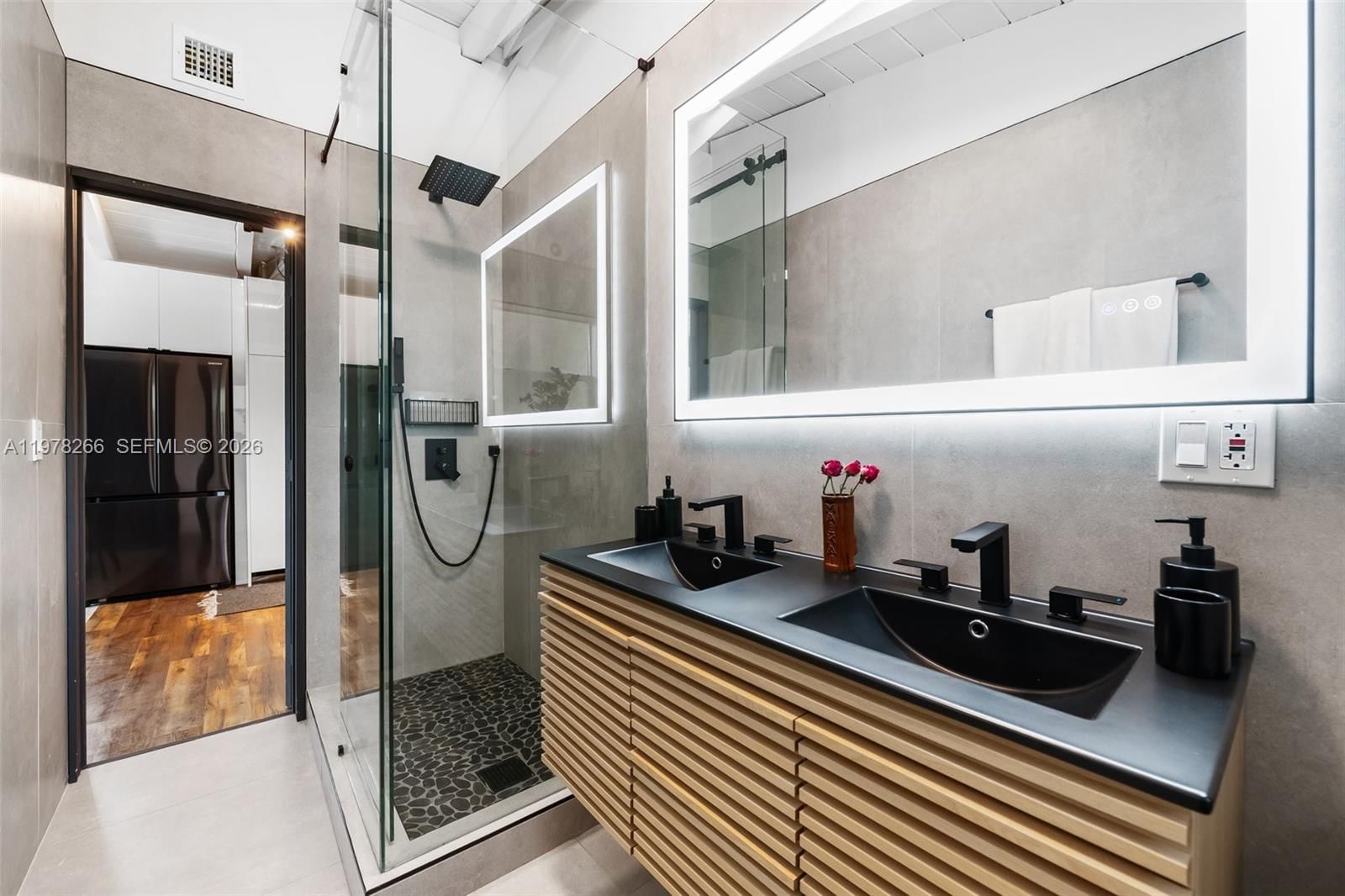 Real estate property located at 2860 13th Ct, Broward, Gillcrest, Fort Lauderdale, FL