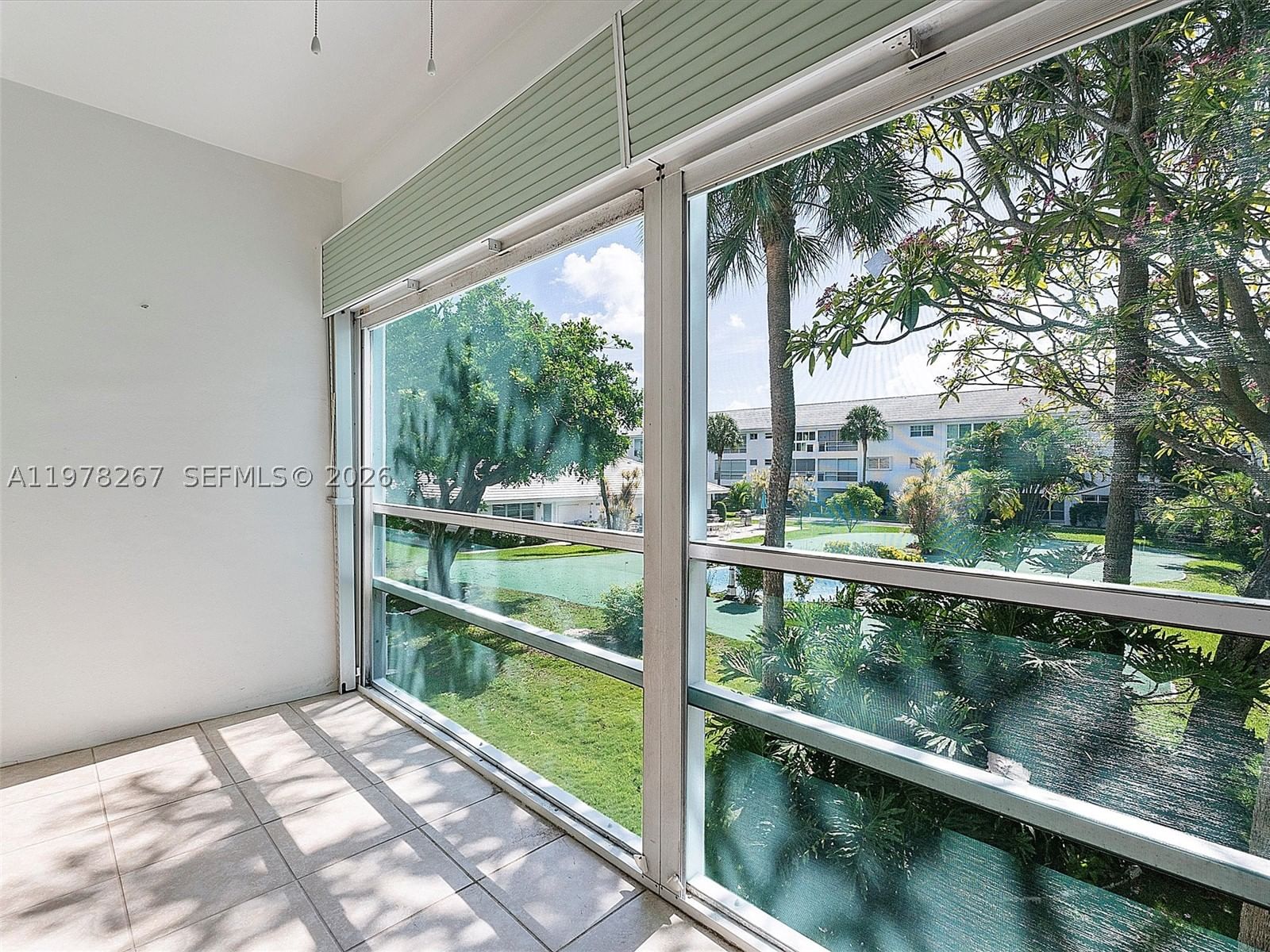 Real estate property located at 2050 39th St W212, Broward, Lighthouse Point Gardens, Lighthouse Point, FL