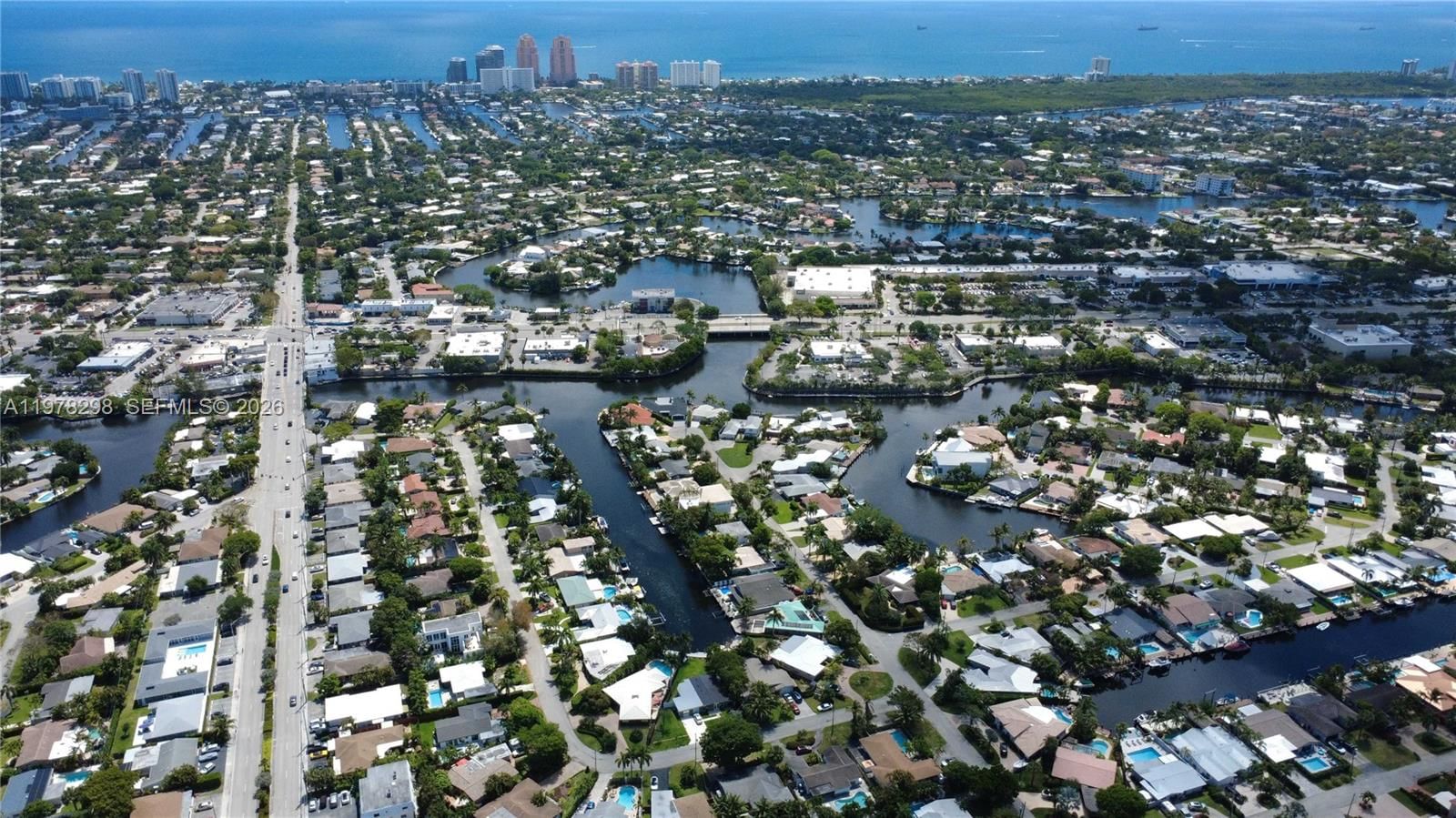 Real estate property located at 2416 19th Ter, Broward, Coral Point, Wilton Manors, FL