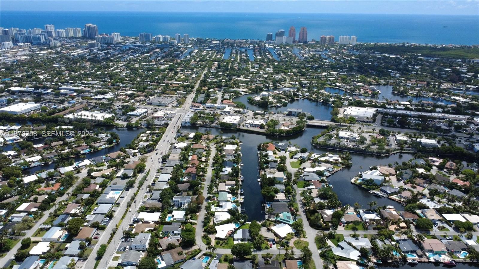 Real estate property located at 2416 19th Ter, Broward, Coral Point, Wilton Manors, FL