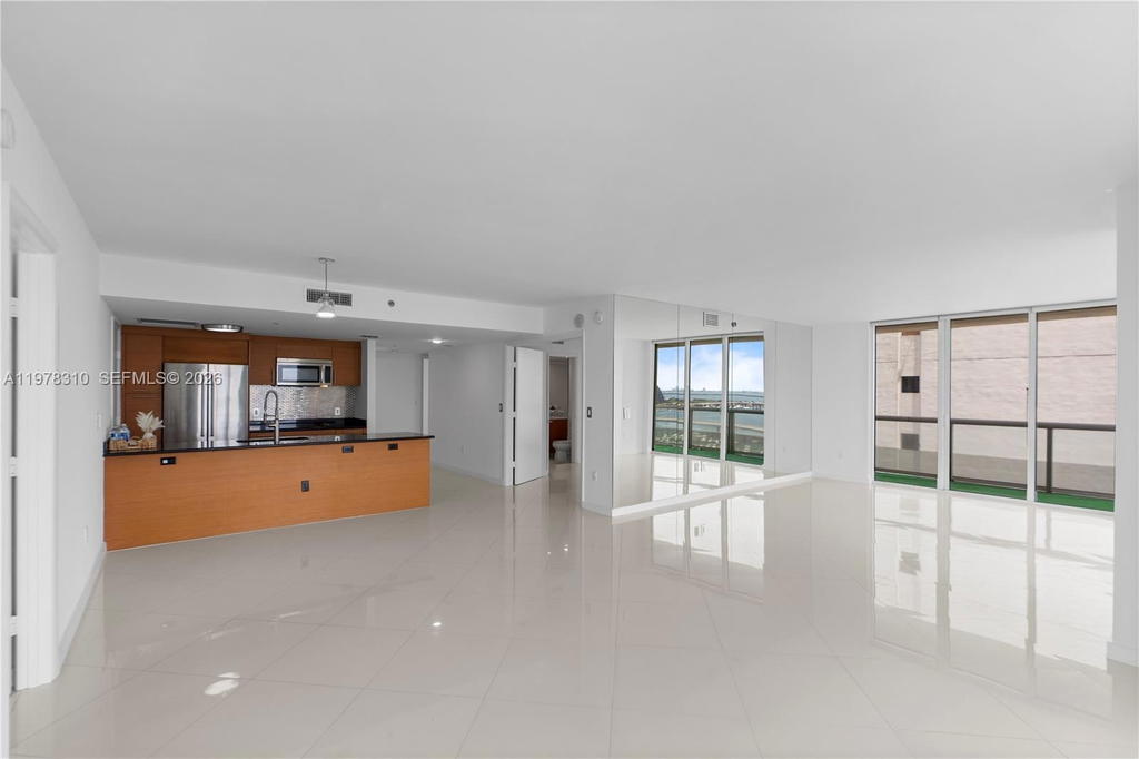 Real estate property located at 50 Biscayne Blvd #1902, Miami-dade, 50 Biscayne Condo, Miami, FL