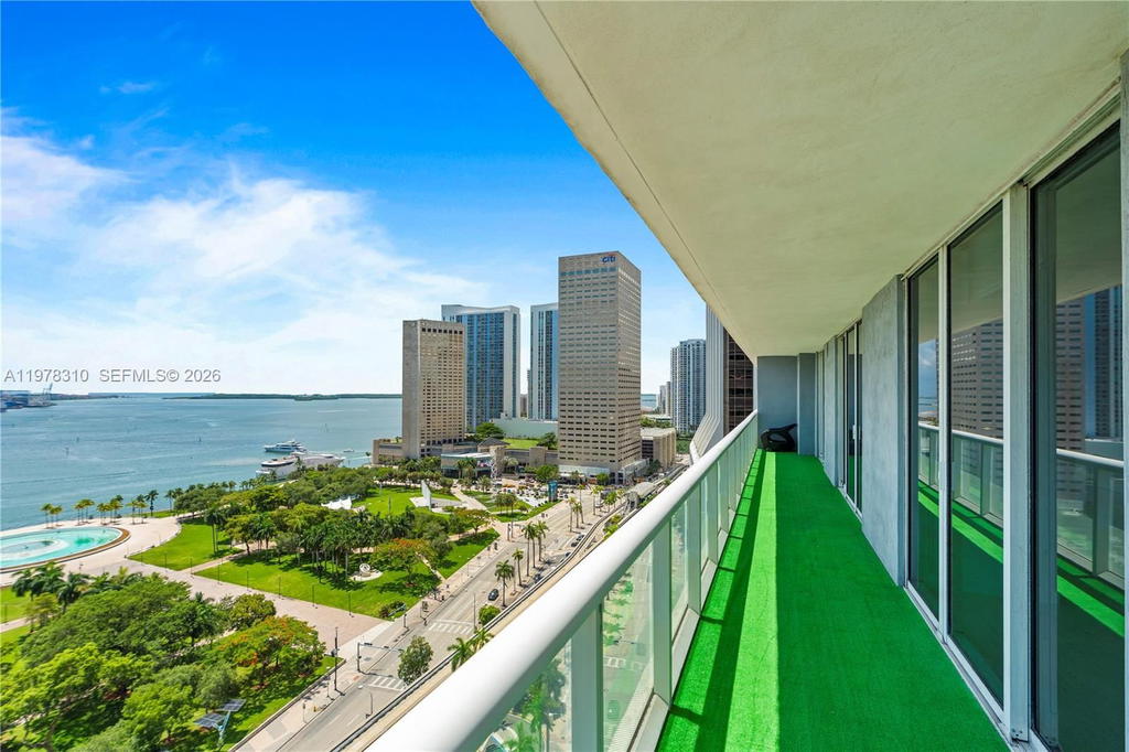 Real estate property located at 50 Biscayne Blvd #1902, Miami-dade, 50 Biscayne Condo, Miami, FL