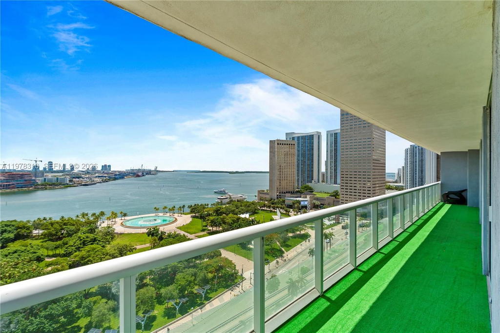Real estate property located at 50 Biscayne Blvd #1902, Miami-dade, 50 Biscayne Condo, Miami, FL