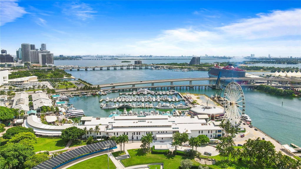 Real estate property located at 50 Biscayne Blvd #1902, Miami-dade, 50 Biscayne Condo, Miami, FL