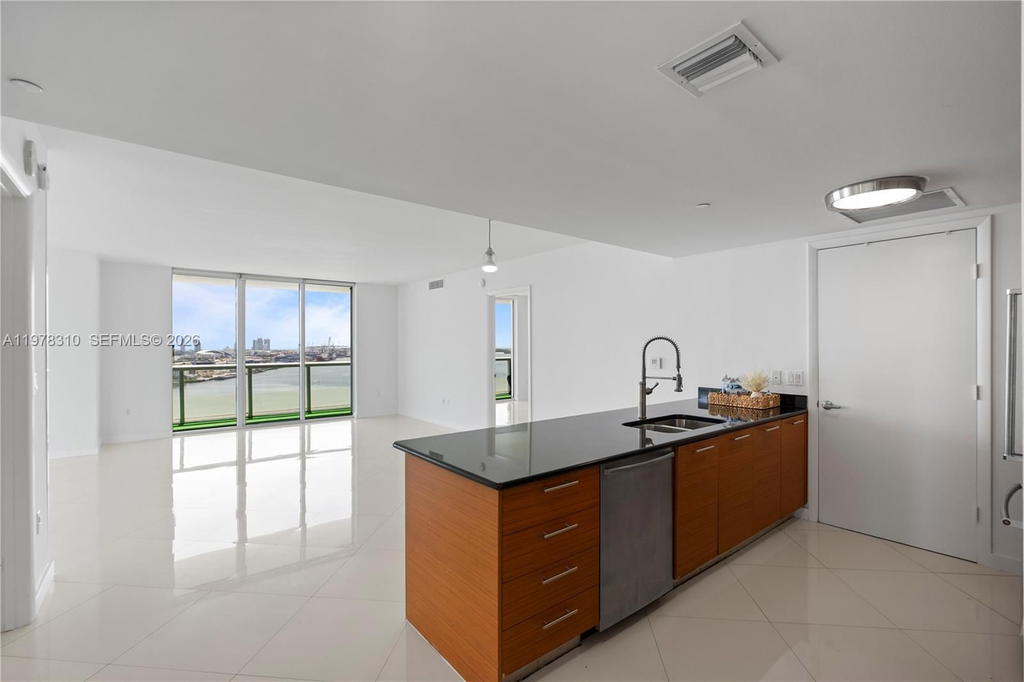 Real estate property located at 50 Biscayne Blvd #1902, Miami-dade, 50 Biscayne Condo, Miami, FL