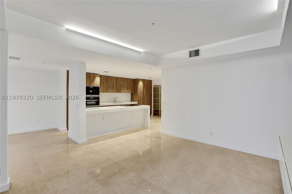 Real estate property located at 1415 Sunset Harbour Dr #202, Miami-dade, The Ths At Sunset Harbour, Miami Beach, FL
