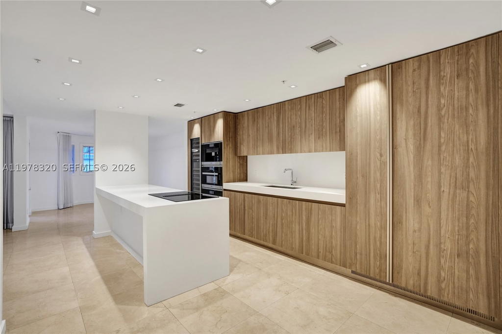 Real estate property located at 1415 Sunset Harbour Dr #202, Miami-dade, The Ths At Sunset Harbour, Miami Beach, FL