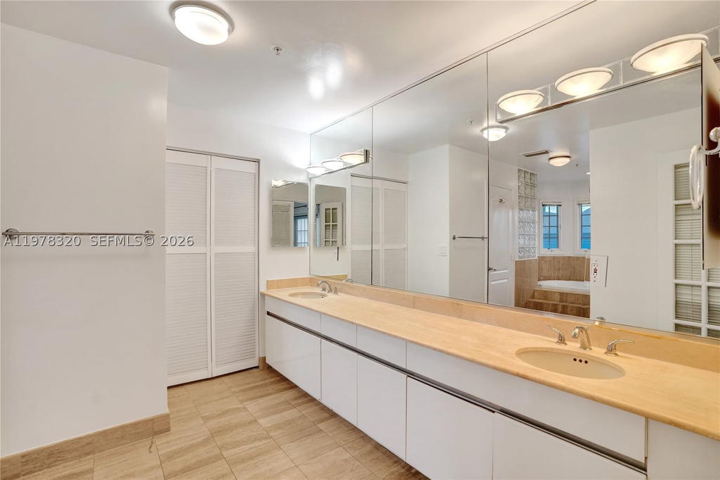 Real estate property located at 1415 Sunset Harbour Dr #202, Miami-dade, The Ths At Sunset Harbour, Miami Beach, FL