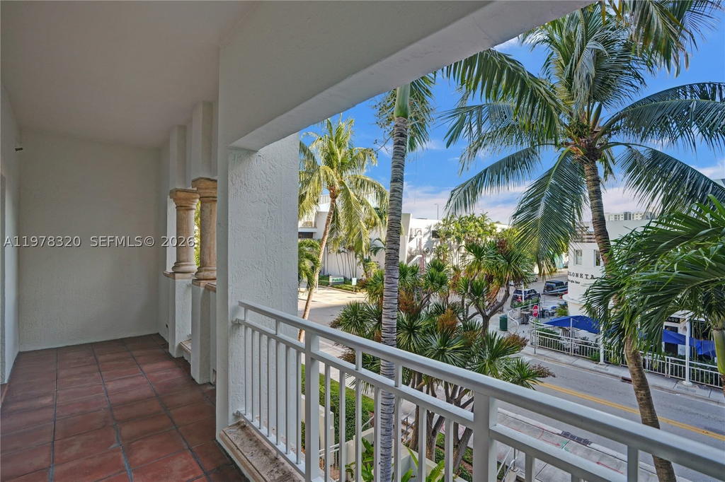 Real estate property located at 1415 Sunset Harbour Dr #202, Miami-dade, The Ths At Sunset Harbour, Miami Beach, FL