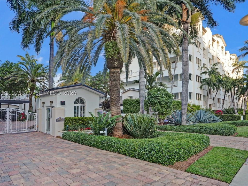 Real estate property located at 1415 Sunset Harbour Dr #202, Miami-dade, The Ths At Sunset Harbour, Miami Beach, FL